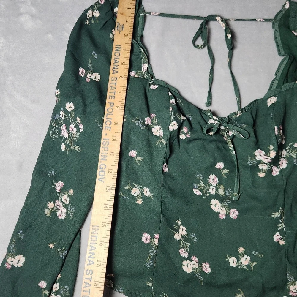 Abercrombie & Fitch Women's Small Blouse Top‎ Floral Smocked Crop Hunter Green